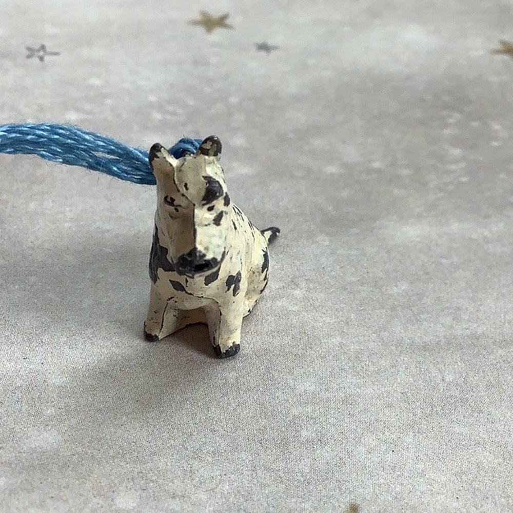 VINTAGE 1930s? PREMIUM METAL CRACKER JACK DOG CHARM PRIZE